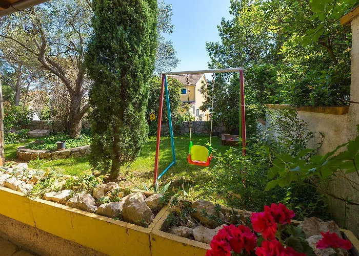 Lauschiges Nur 300 Meter Zum Mit Meerblick Und Kinderschaukel Apartament *