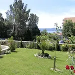 Lauschiges Nur 300 Meter Zum Mit Meerblick Und Kinderschaukel * Crikvenica